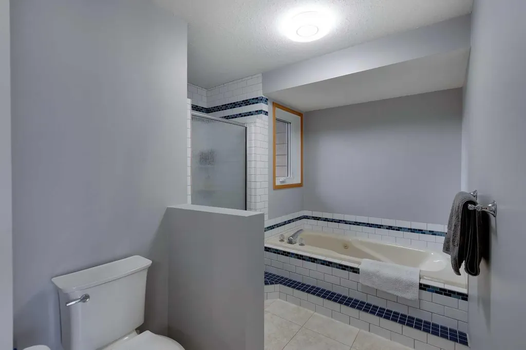 616 Memorial Avenue Vulcan AB T0L 2B0