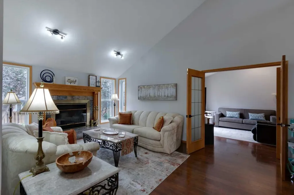 616 Memorial Avenue Vulcan AB T0L 2B0