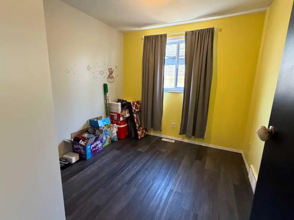 5214 45 Avenue Taber AB T1G 1B4