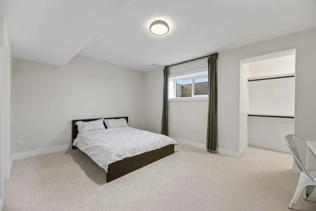 30 Silverstone Place Didsbury AB T0M 0W0