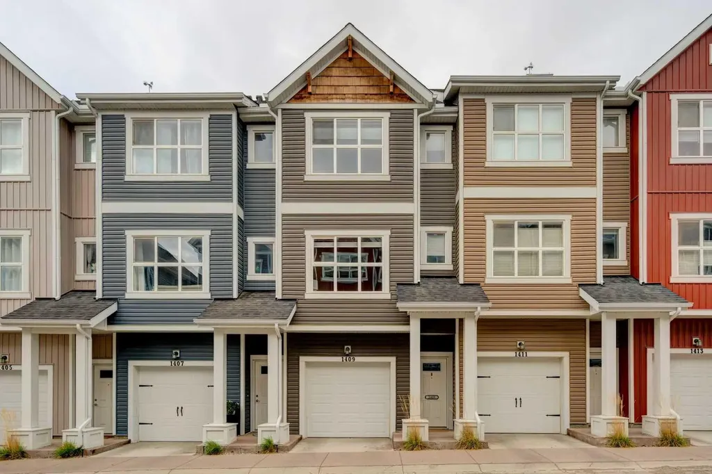 355 Nolancrest Heights NW Calgary AB T3R 0Z9