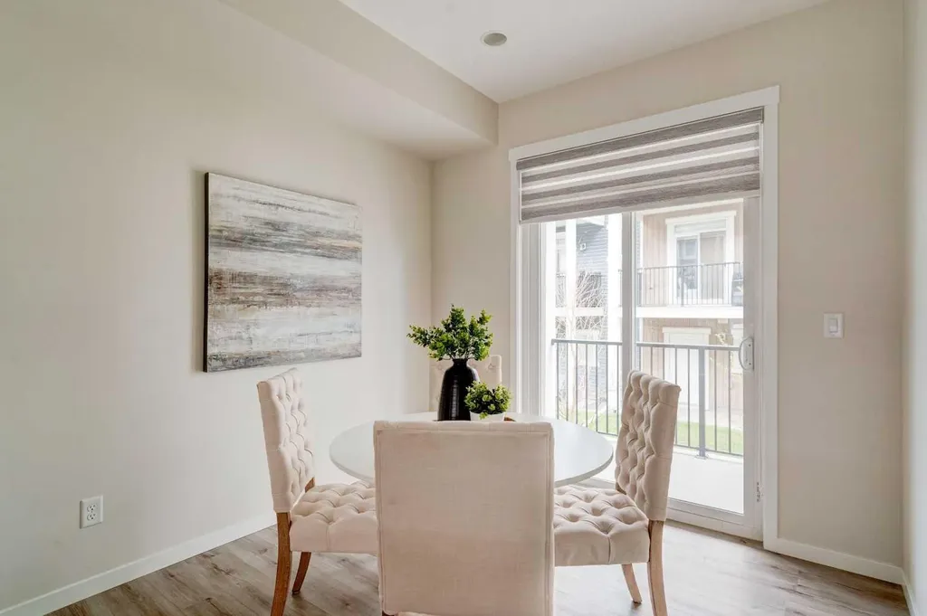 355 Nolancrest Heights NW Calgary AB T3R 0Z9