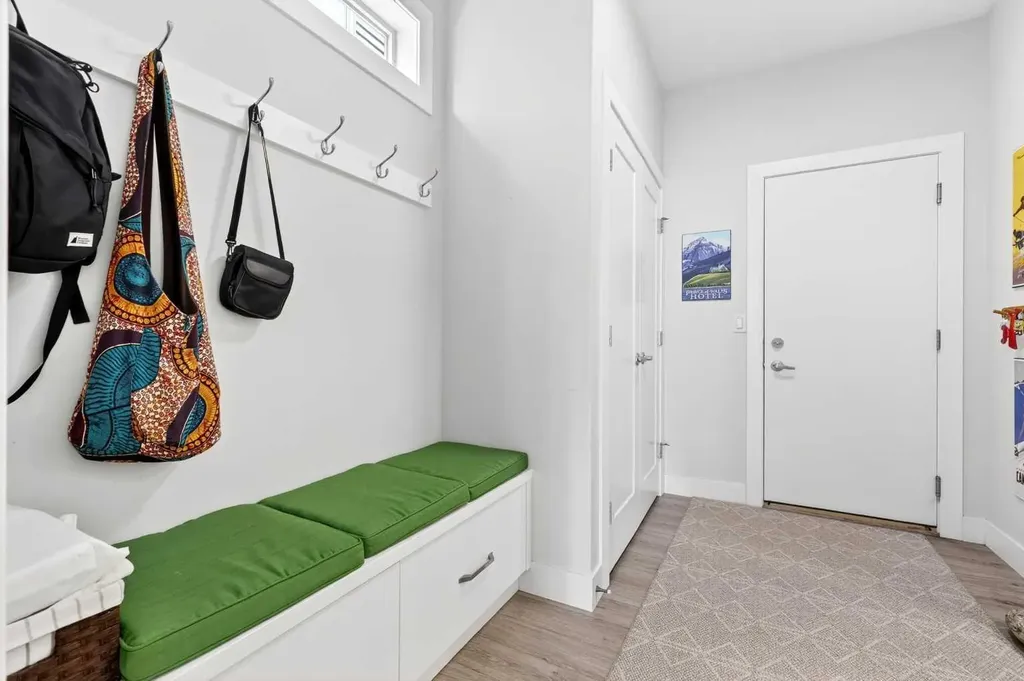 95 Howse Road NE Calgary AB T3P 0W9