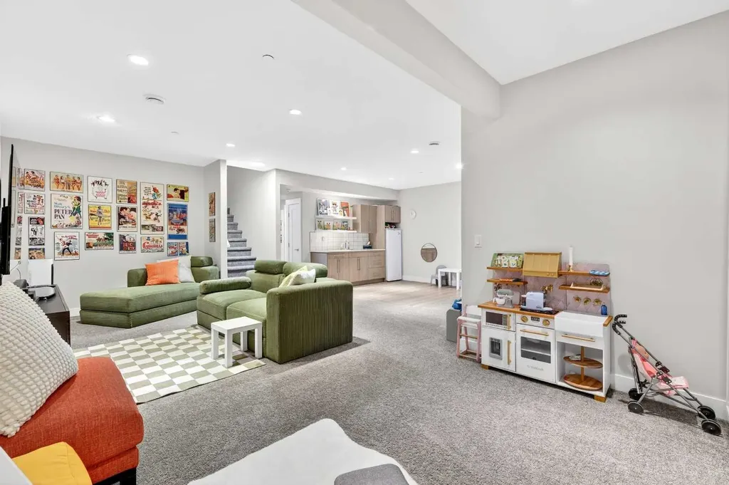 95 Howse Road NE Calgary AB T3P 0W9