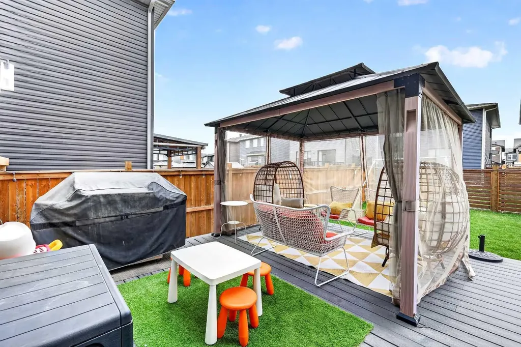95 Howse Road NE Calgary AB T3P 0W9