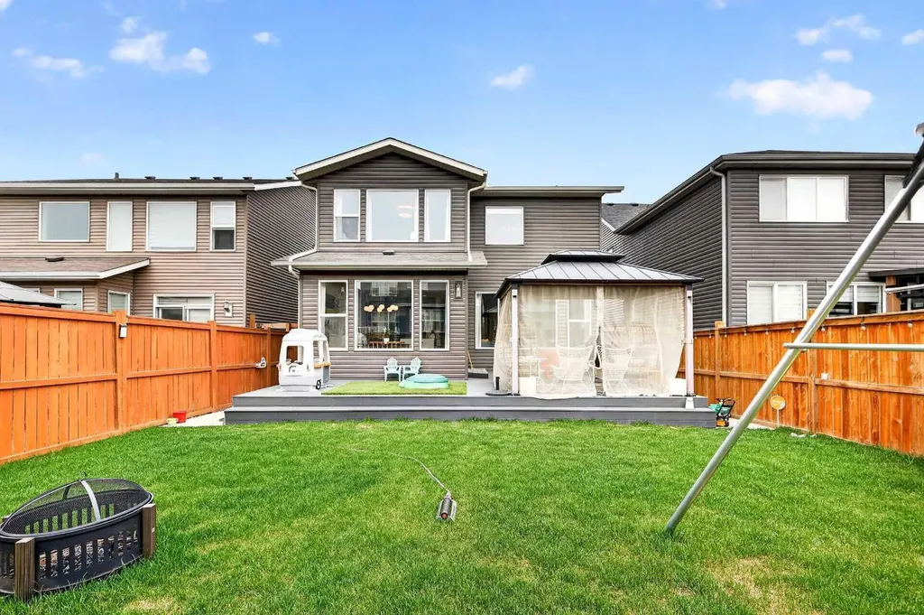 95 Howse Road NE Calgary AB T3P 0W9