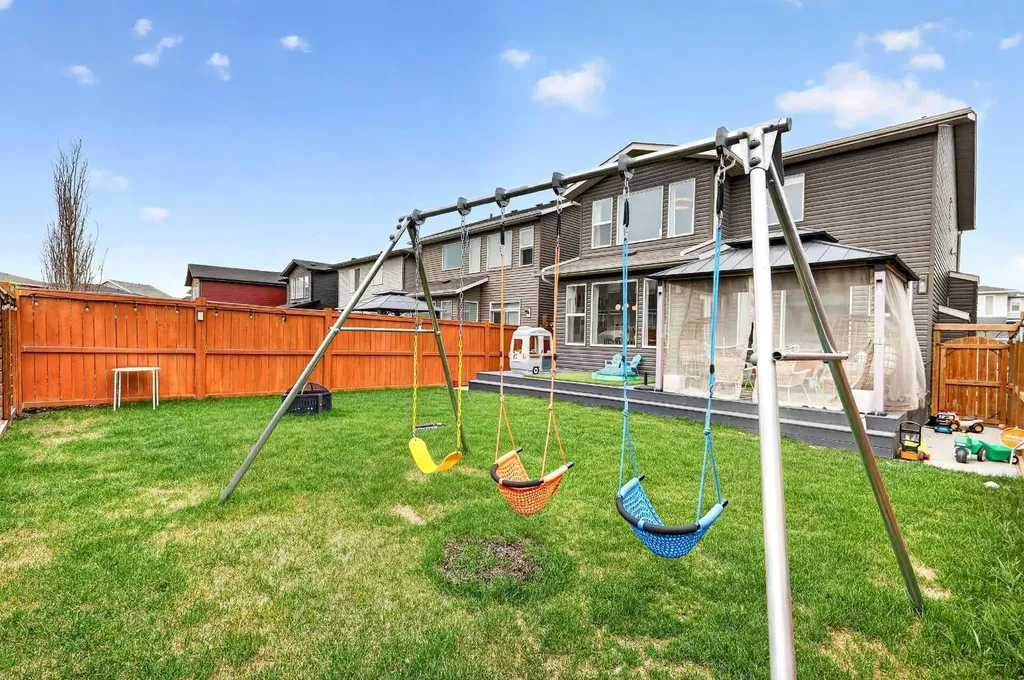 95 Howse Road NE Calgary AB T3P 0W9