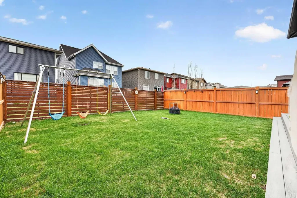 95 Howse Road NE Calgary AB T3P 0W9