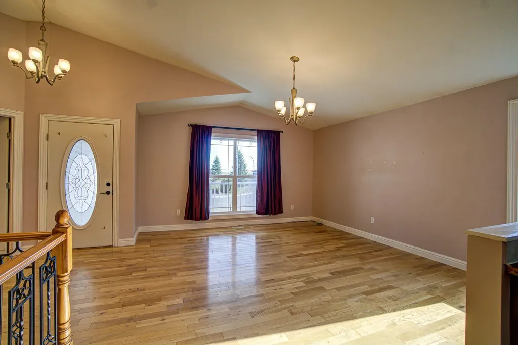 6 Tamarack Road Claresholm AB T0L 0T0
