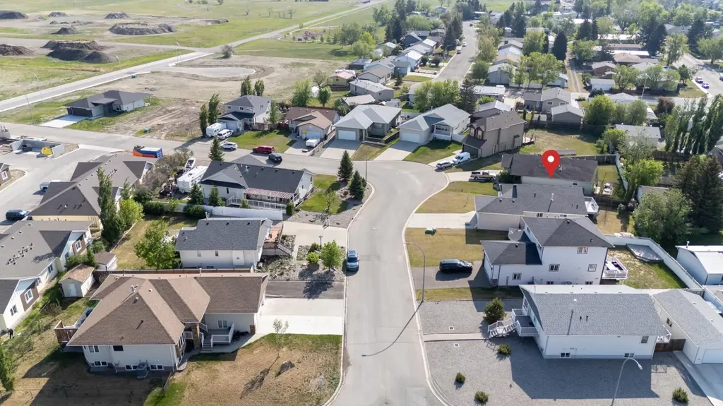 6 Tamarack Road Claresholm AB T0L 0T0