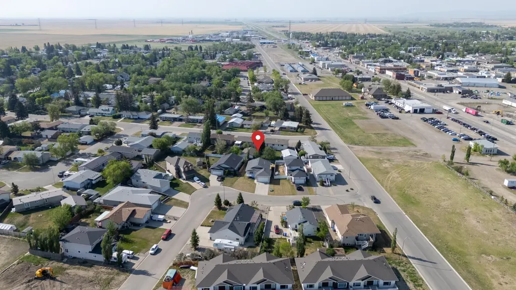 6 Tamarack Road Claresholm AB T0L 0T0