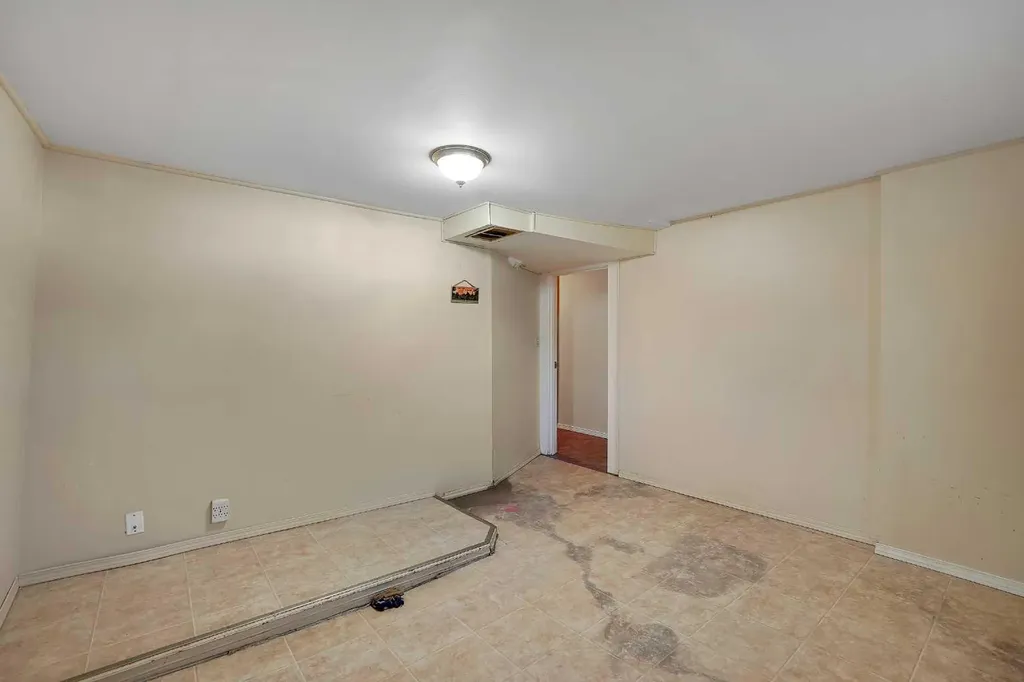 1507 1 Street NE Calgary AB T2E3B7