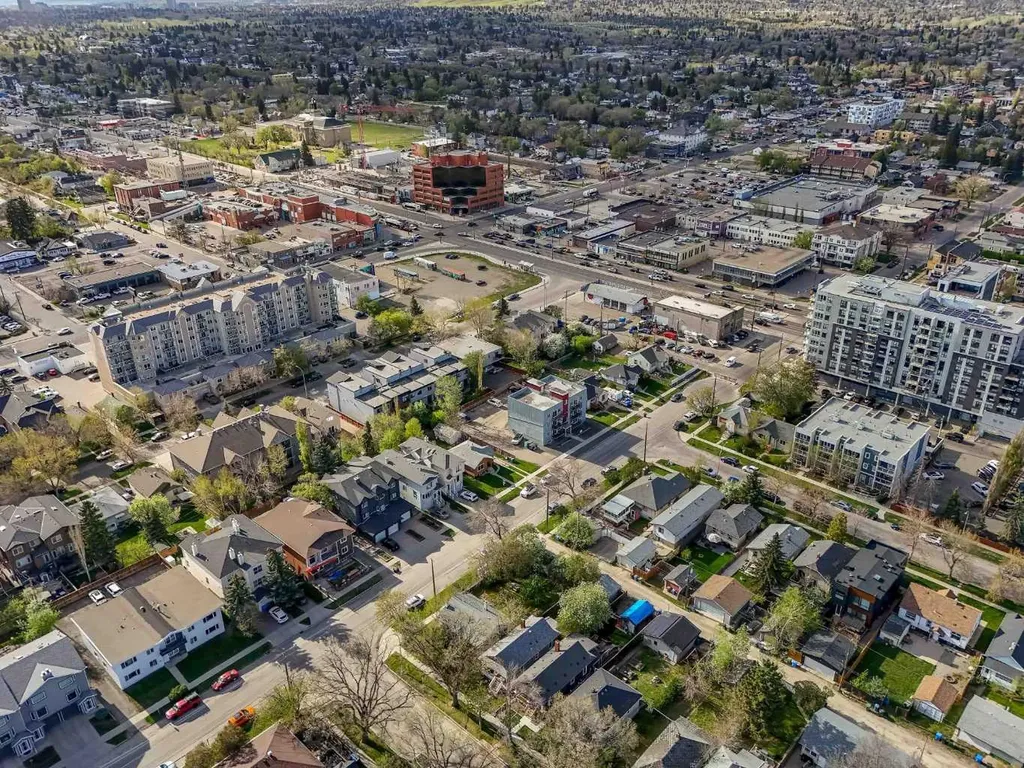 1507 1 Street NE Calgary AB T2E3B7