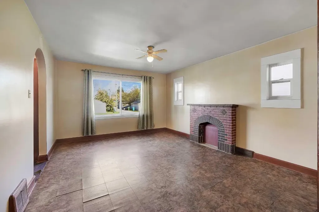 1507 1 Street NE Calgary AB T2E3B7