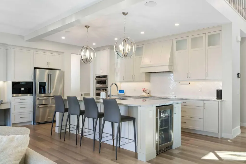 143 Marina Landing SE Calgary AB T3M 3J5