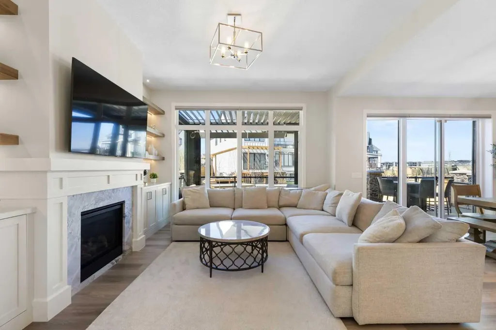 143 Marina Landing SE Calgary AB T3M 3J5