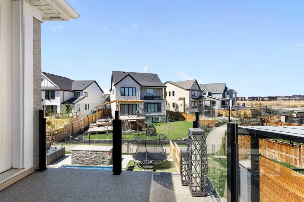 143 Marina Landing SE Calgary AB T3M 3J5