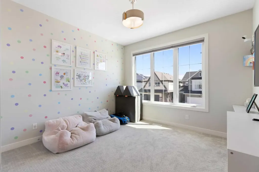143 Marina Landing SE Calgary AB T3M 3J5