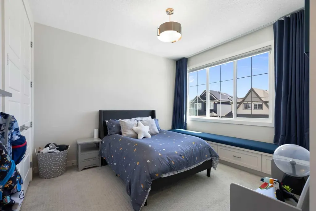143 Marina Landing SE Calgary AB T3M 3J5