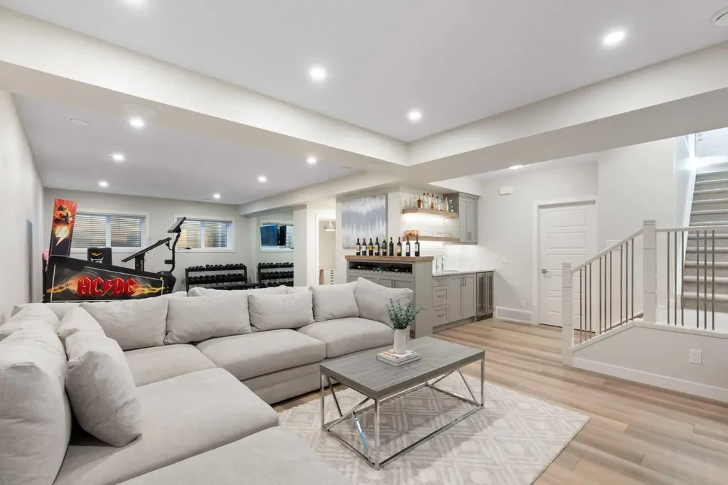 143 Marina Landing SE Calgary AB T3M 3J5