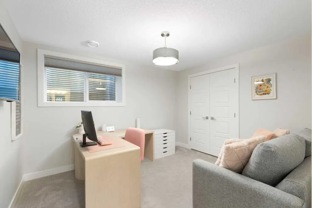 143 Marina Landing SE Calgary AB T3M 3J5