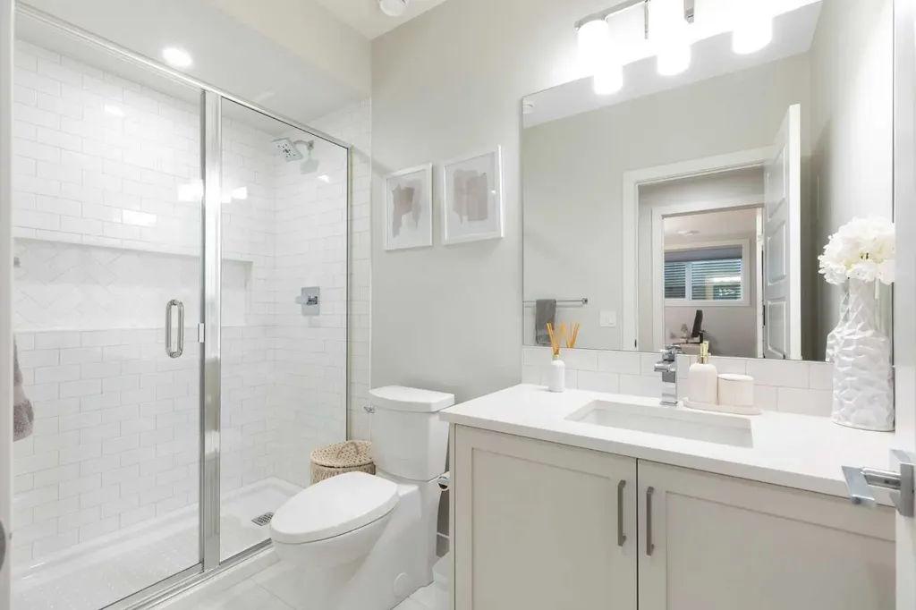 143 Marina Landing SE Calgary AB T3M 3J5