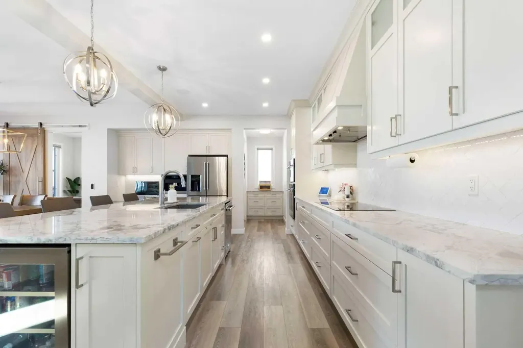 143 Marina Landing SE Calgary AB T3M 3J5