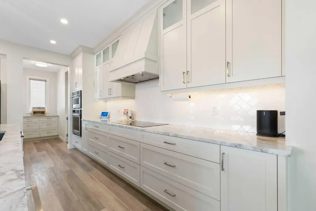 143 Marina Landing SE Calgary AB T3M 3J5