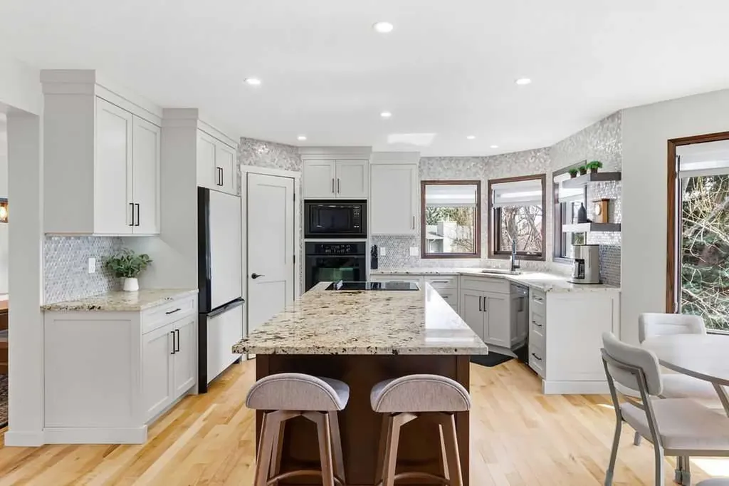 42 Evergreen Terrace SW Calgary AB T2Y 2V9