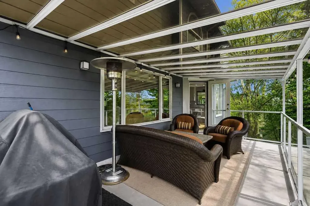 42 Evergreen Terrace SW Calgary AB T2Y 2V9