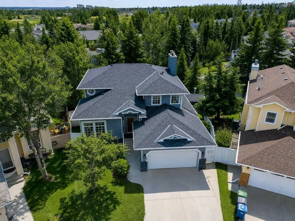 42 Evergreen Terrace SW Calgary AB T2Y 2V9