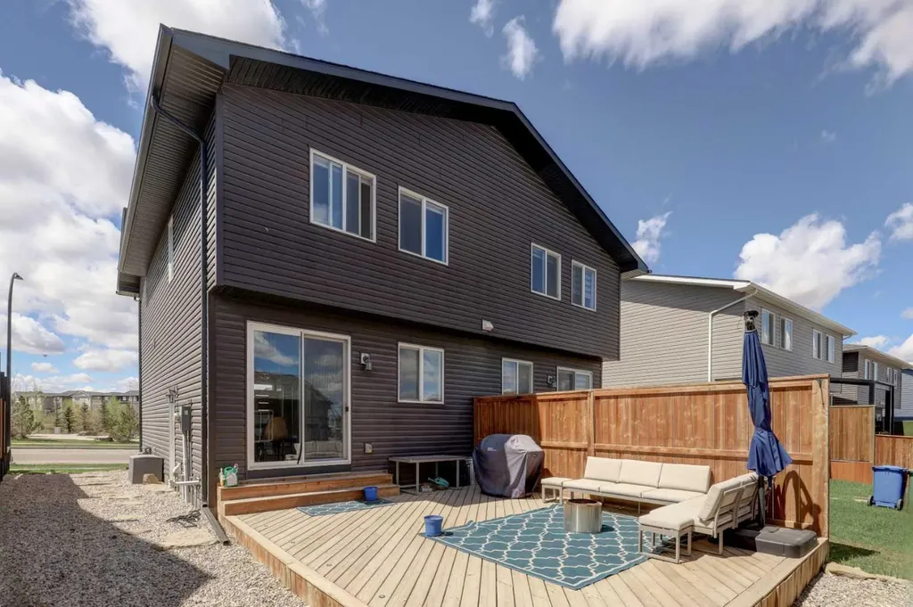 760 Livingston Hill NE Calgary AB T3P 1K4
