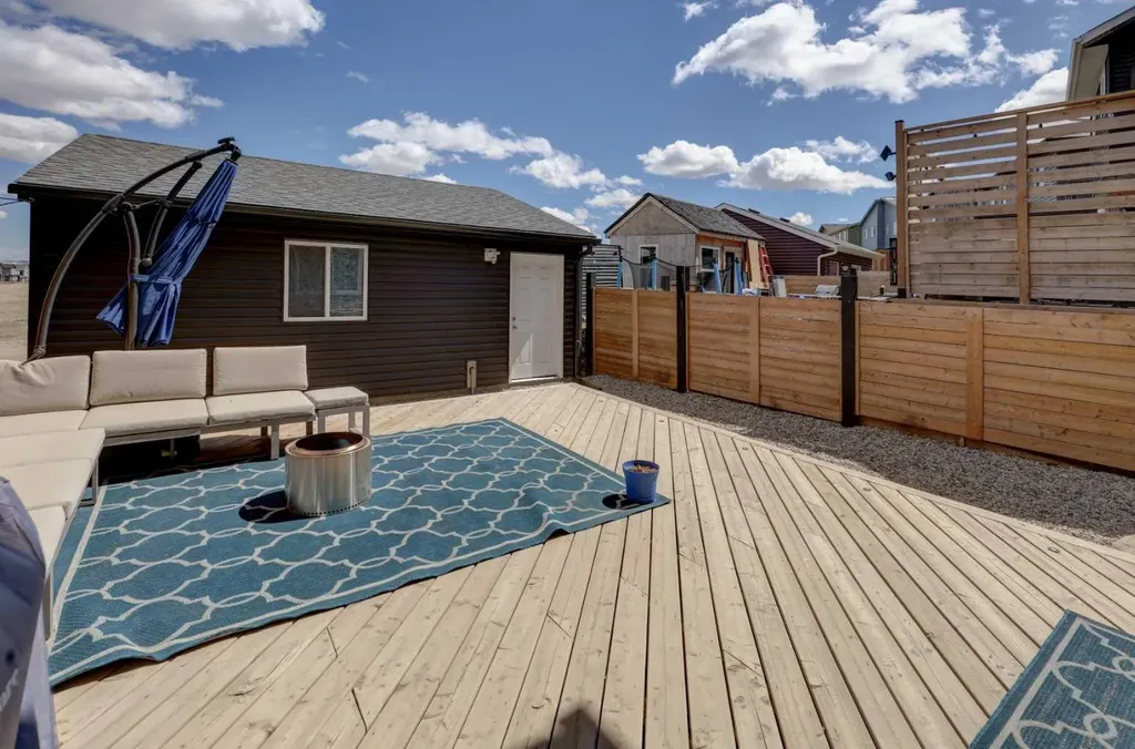 760 Livingston Hill NE Calgary AB T3P 1K4