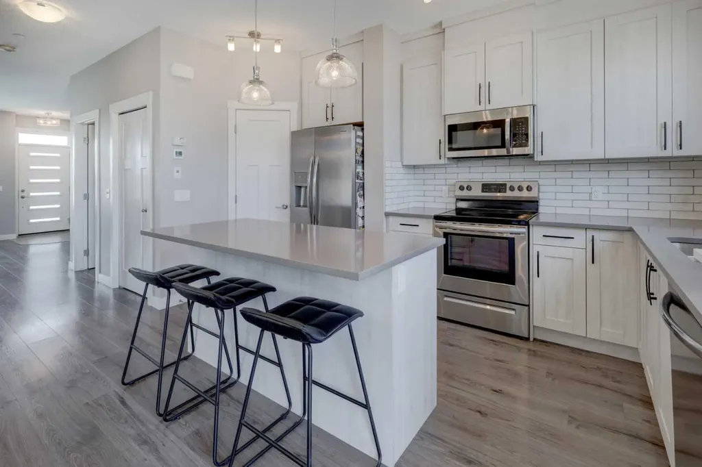 760 Livingston Hill NE Calgary AB T3P 1K4