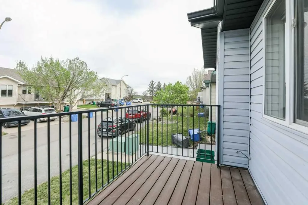 720 Heritage Boulevard W Lethbridge AB T1K 7X2