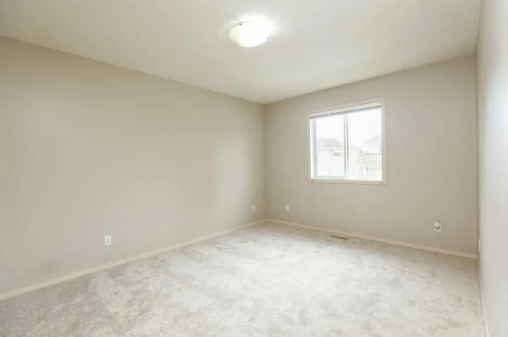 720 Heritage Boulevard W Lethbridge AB T1K 7X2