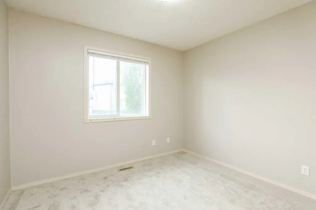 720 Heritage Boulevard W Lethbridge AB T1K 7X2