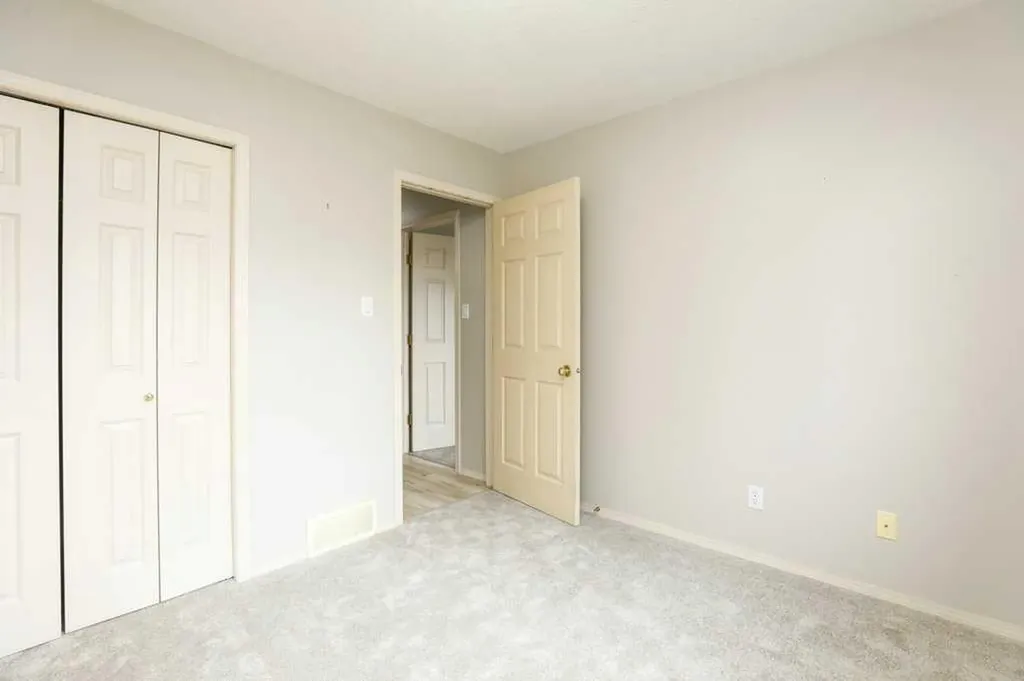 720 Heritage Boulevard W Lethbridge AB T1K 7X2