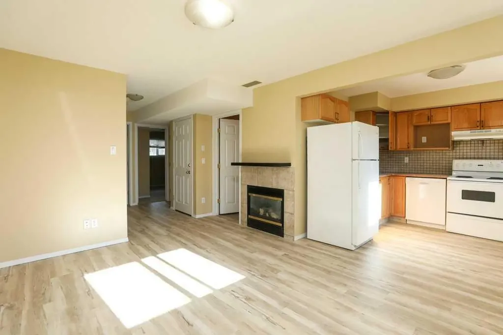 720 Heritage Boulevard W Lethbridge AB T1K 7X2