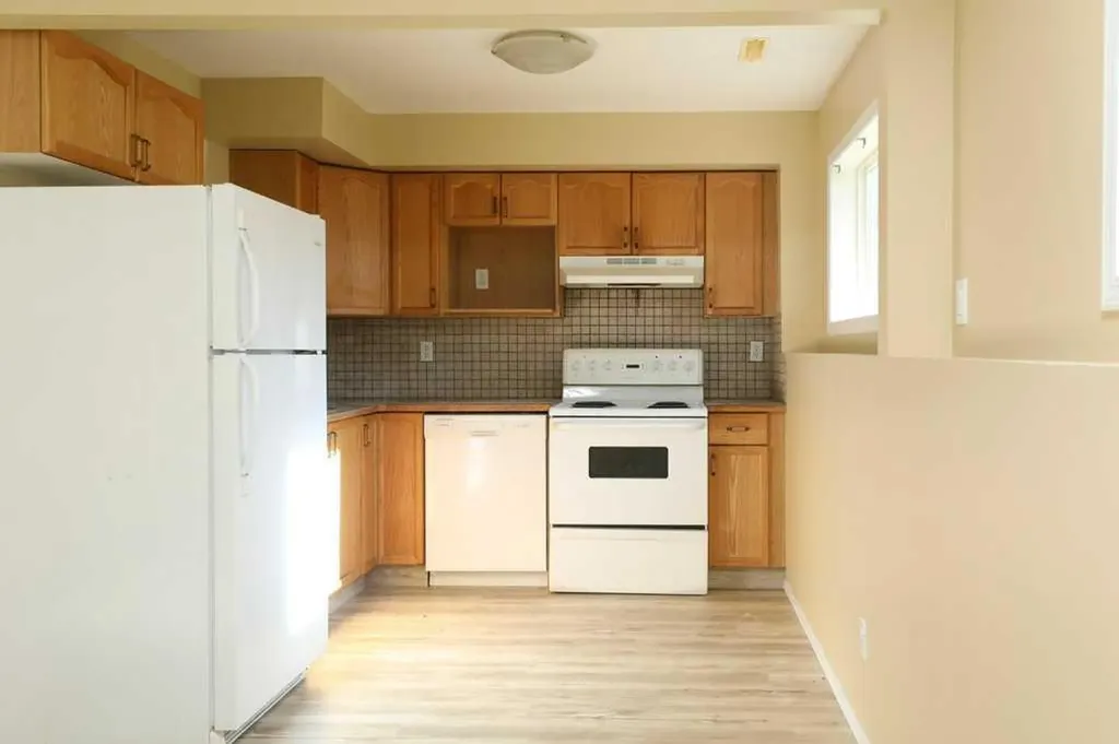 720 Heritage Boulevard W Lethbridge AB T1K 7X2