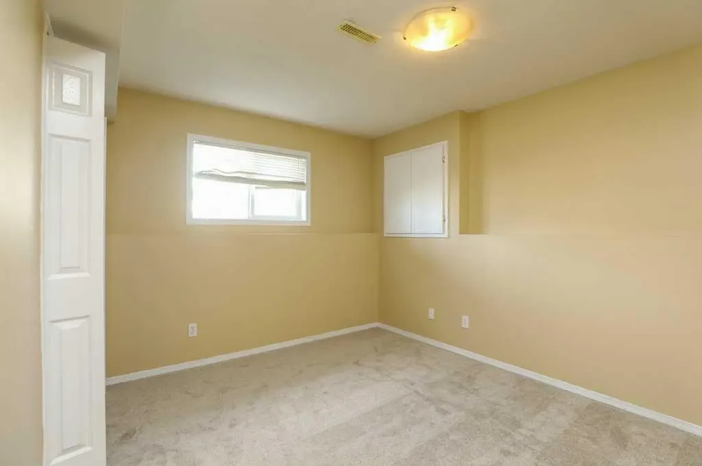 720 Heritage Boulevard W Lethbridge AB T1K 7X2