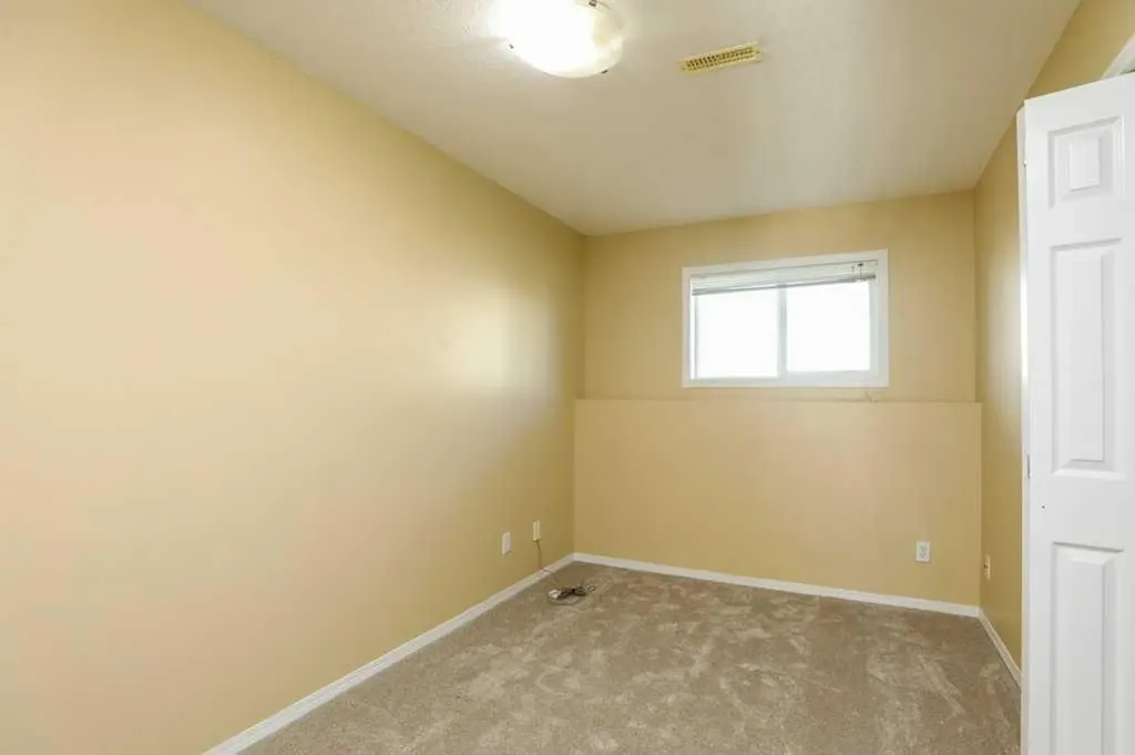 720 Heritage Boulevard W Lethbridge AB T1K 7X2