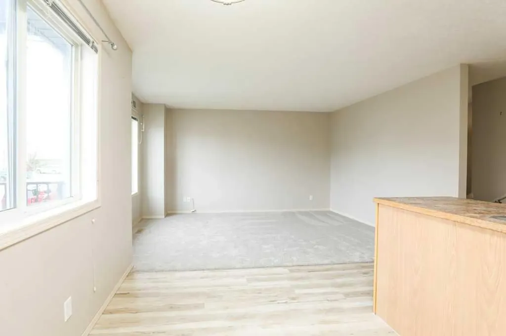 720 Heritage Boulevard W Lethbridge AB T1K 7X2