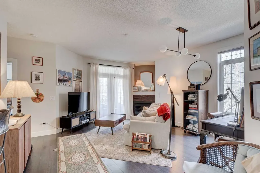 527 15 Avenue SW Calgary AB T2R 1R5