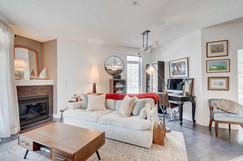 527 15 Avenue SW Calgary AB T2R 1R5