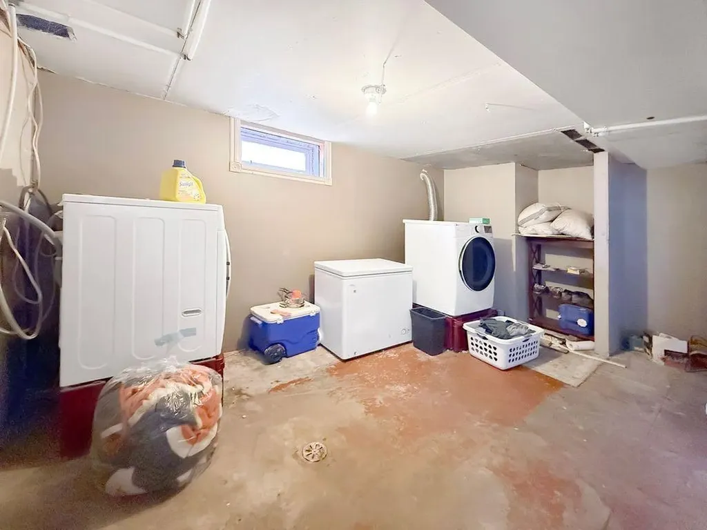 4709 49 Street Stettler AB T0C 2L2