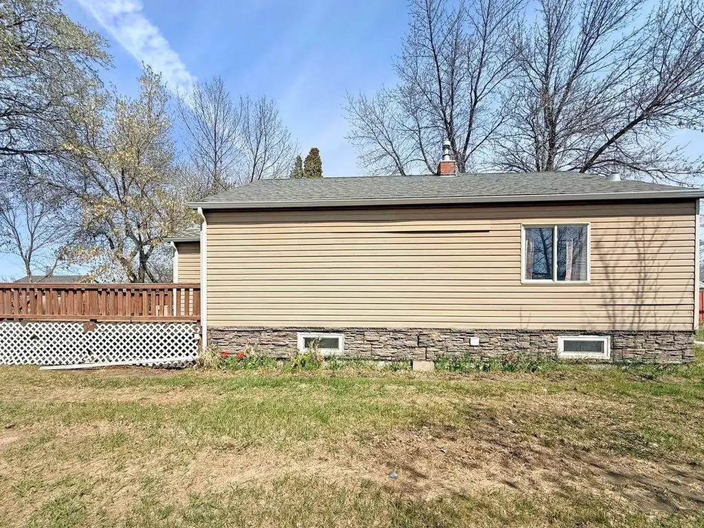 4709 49 Street Stettler AB T0C 2L2