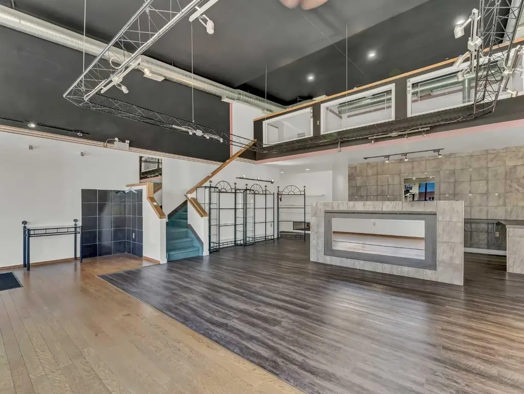 3295 Dunmore Road SE Medicine Hat AB T1B 3R2