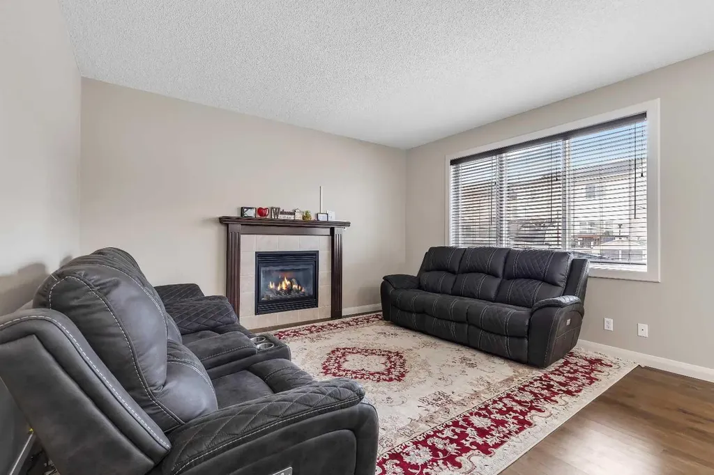 1564 Copperfield Boulevard SE Calgary AB T2Z 0P6