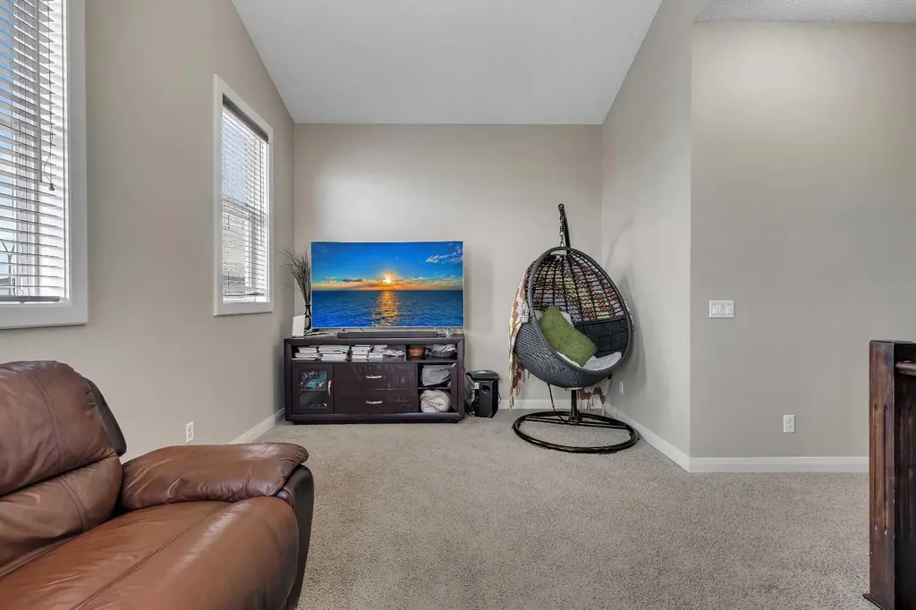 1564 Copperfield Boulevard SE Calgary AB T2Z 0P6